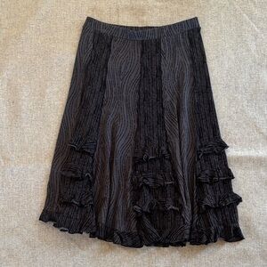 Chic Black Textured A-Line Skirt